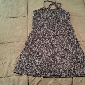 Women’s Eddie Bauer halter dress size Medium.